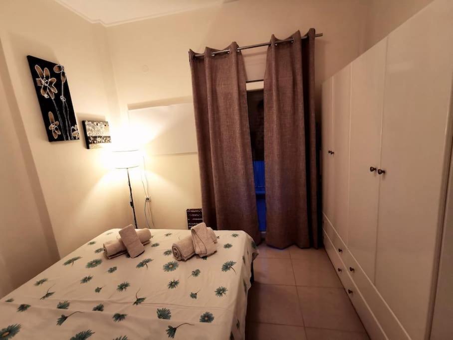 Apartment With 3 Rooms Just 1 Min From The Beach And Free Public Parking Peraia  Bagian luar foto